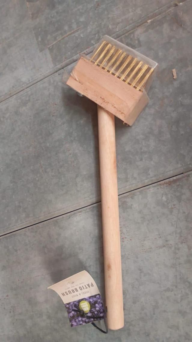 Hard Wire Weed Removal Brush Tool