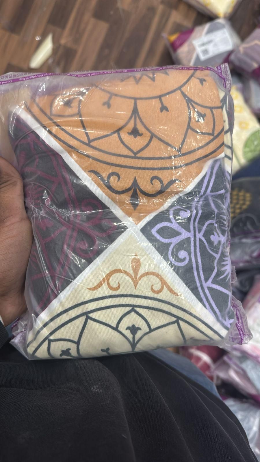 Round Elastic Fitted Double Bed Bedsheet