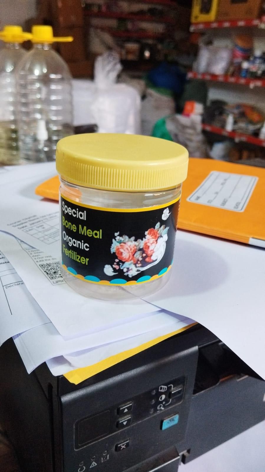 Special Bone Meal Organic Fertilizer, Promote The Growth Of Flowers And Fruits Pack of 1