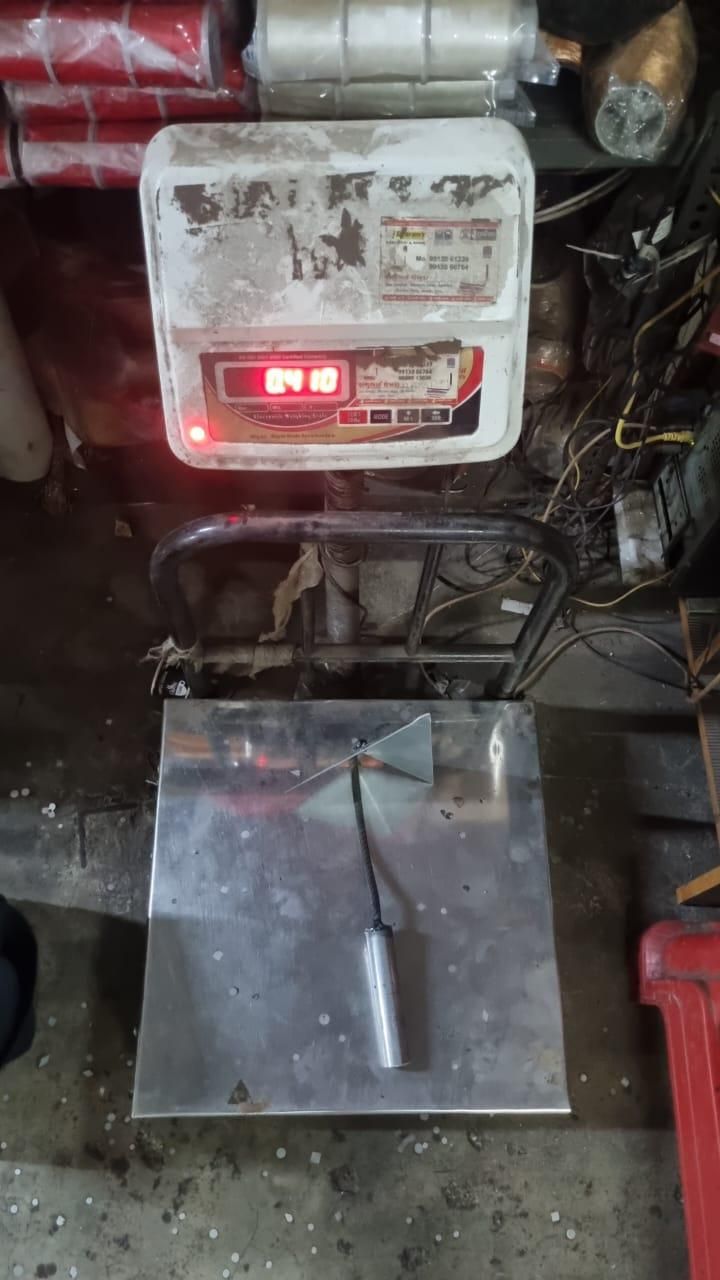 2-in-1 Triangle Weed Remover & Soil Loosening Gardening Tool