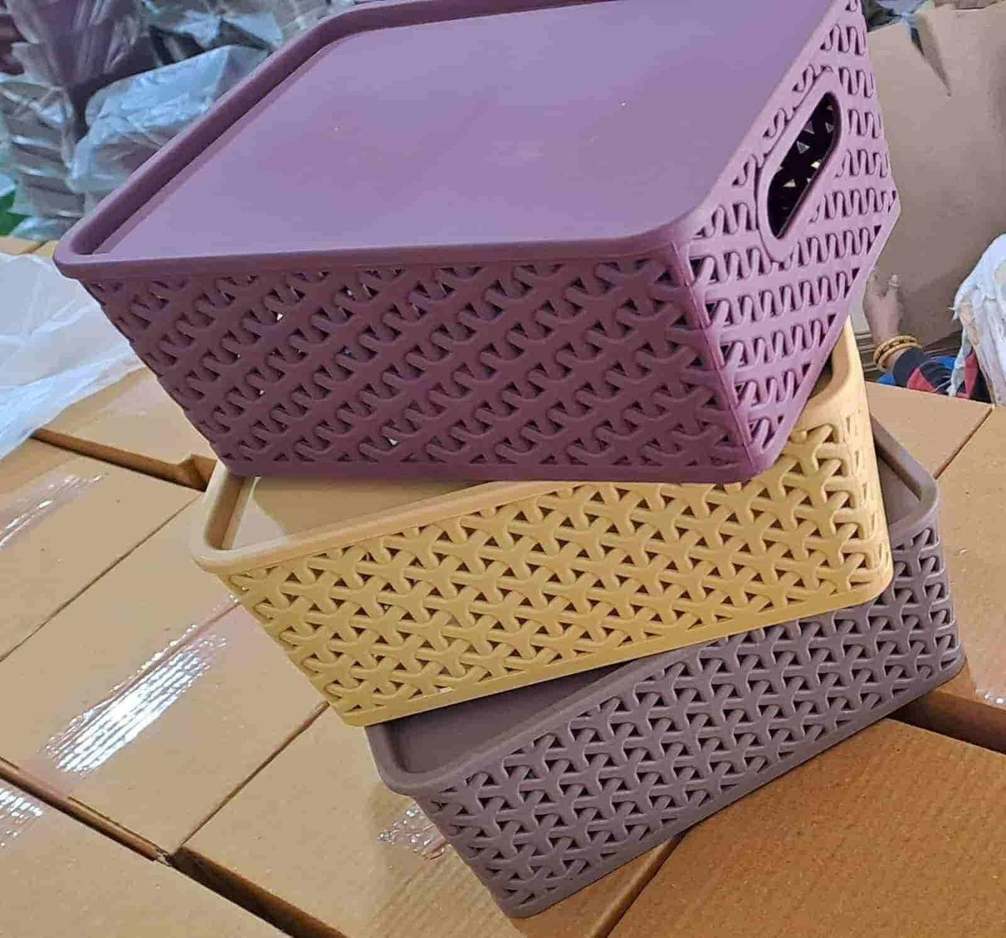 Plastic 1 Piece Multipurpose Storage Basket With Lid