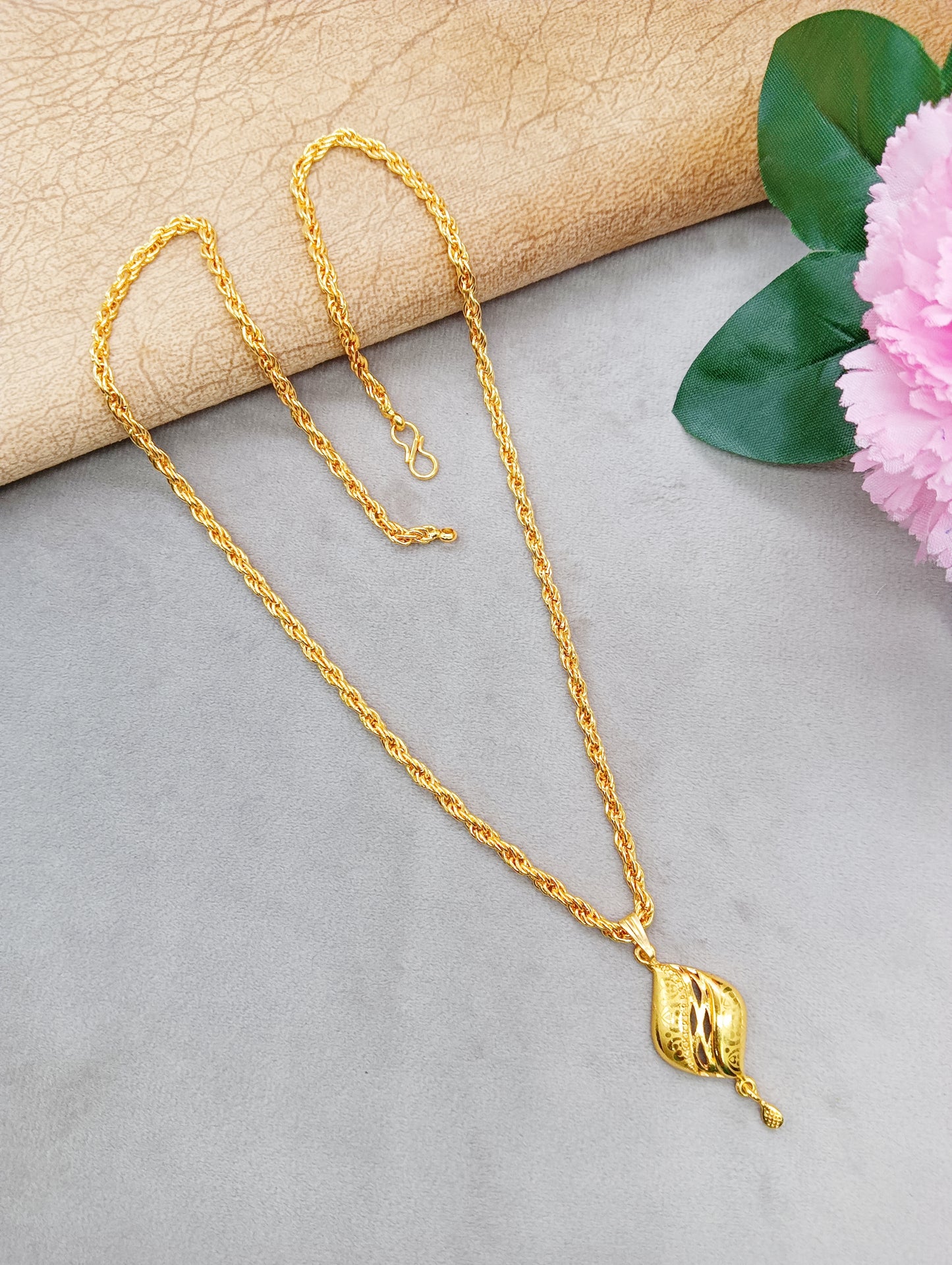 Luxurious Men's Gold Plated Pendant With Chain Vol 6